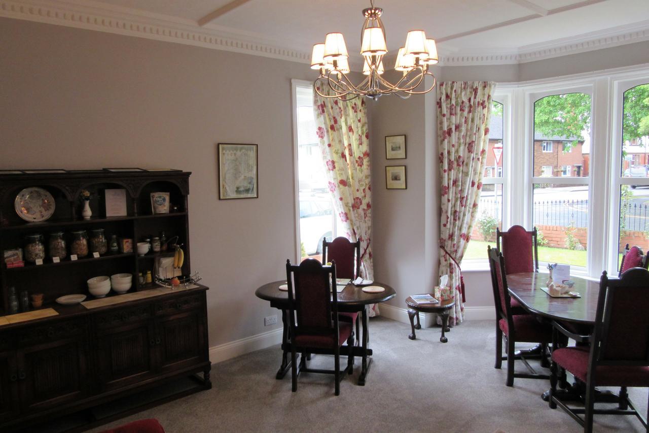 Fern Lee Guest House Карлайл Екстериор снимка